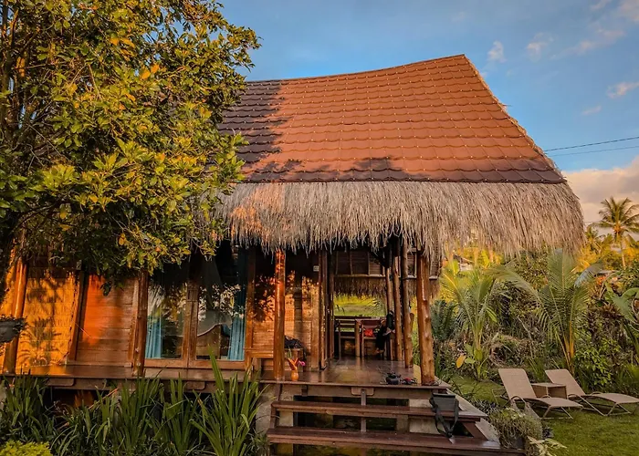 Cute Eco Cottage Near 7 Waterfalls
